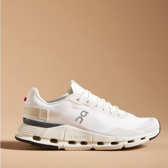 *NWOT On Running Cloudnova Form Sneakers - Picture 4 of 4